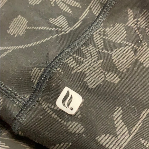 Fabletics leggings - Picture 4 of 4